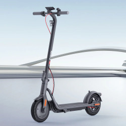 NAVEE - V25 Electric Scooter